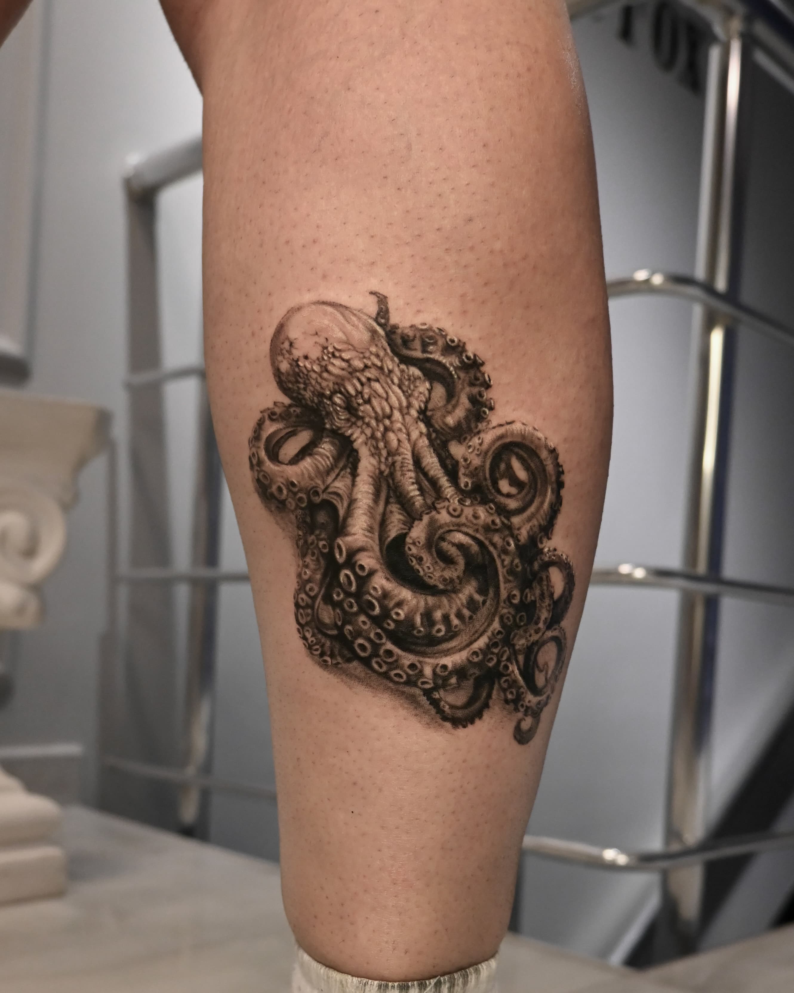 Large scale realism tattoo